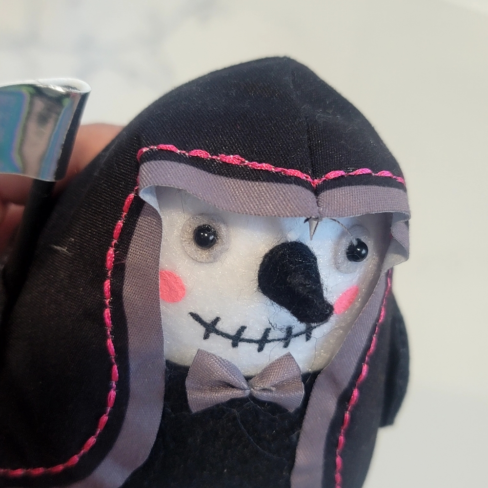 NEW Hyde & EEK! Boutique Featherly Friends "Hoodie" Felt Bird Halloween 2024 - Picture 11 of 15